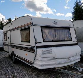 https://cdn.nettikaravaani.com/live/1506845/Hobby-Prestige-d5008df69dc077f7-large.jpg