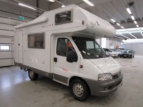 http://services.netwheels.fi/NWAutokuvat/20456080AD/AZO509_1.JPG