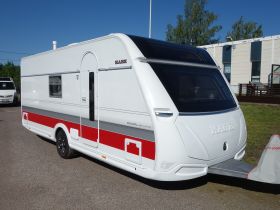 http://services.netwheels.fi/NWAutokuvat/20456080AG/88RF18035_1.JPG