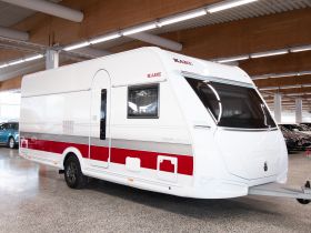http://services.netwheels.fi/NWAutokuvat/20456080/880190230_1.JPG