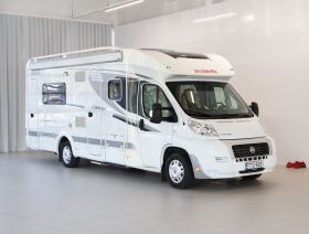 http://services.netwheels.fi/NWAutokuvat/20456080AE/TTZ920_1.JPG