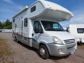 http://services.netwheels.fi/NWAutokuvat/20456080AG/CPZ899_1.JPG