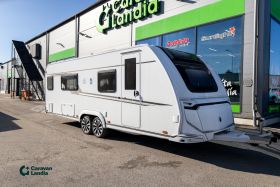 http://caravanlandia-cdn05.alkali.fi/cufs/pub/vaihtoautot/media/11/2193/1.jpg