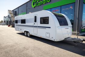 http://caravanlandia-cdn05.alkali.fi/cufs/pub/vaihtoautot/media/11/2537/1.jpg